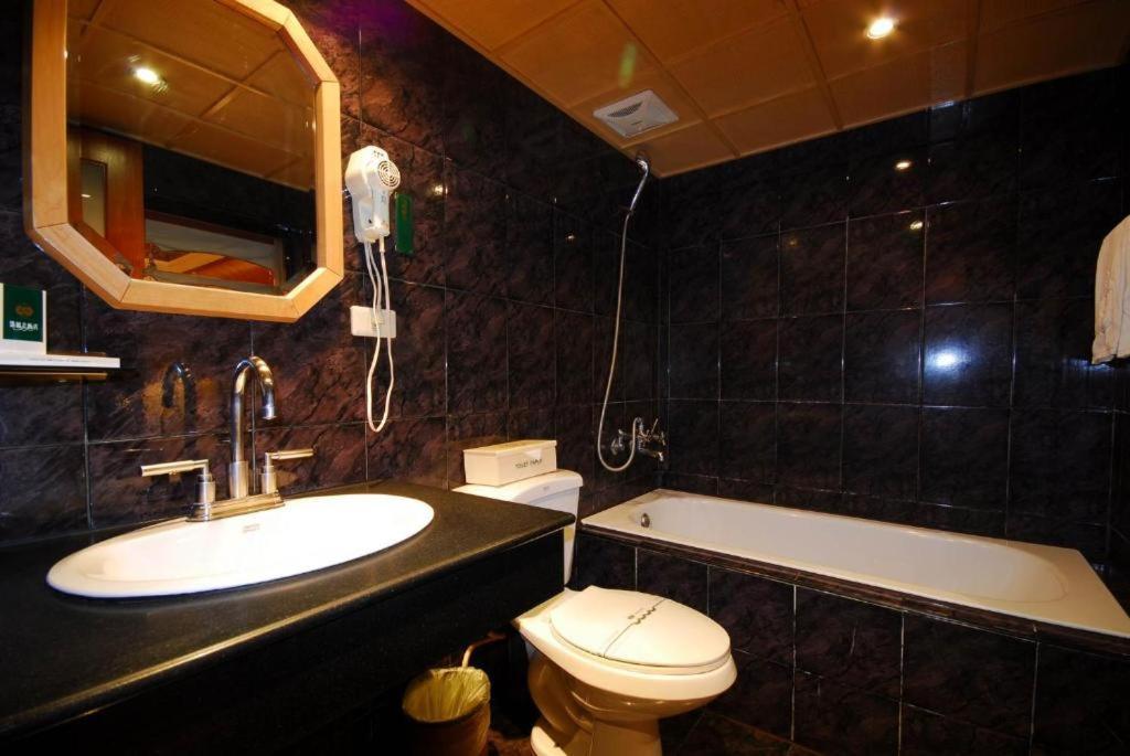 Karo Hotel Kaohsiung Zewnętrze zdjęcie